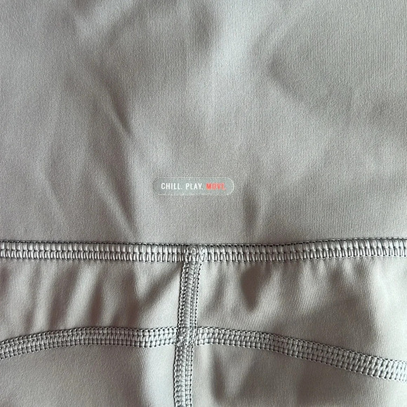 Aerie Chill Play Move 7/8 leggings Gray Size Medium - Picture 5 of 8